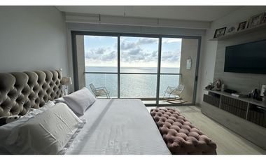 SE VENDE ESPECTACULAR APTO  DUPLEX VISTA  FRENTE AL MAR EN BQUILLA