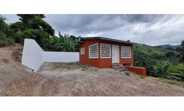 Casa Campestre En La Mesa Con Linda Vista