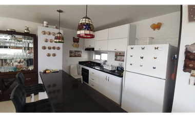 Se vende penthouse de 178 M2 en 700 mill en La Mesa Cund, COL.