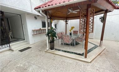 Vendo casa barrio Ciudad Jardín en Barranquilla