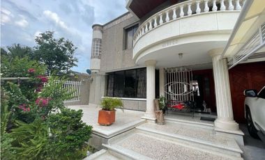 Vendo casa barrio Ciudad Jardín en Barranquilla
