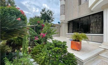 Vendo casa barrio Ciudad Jardín en Barranquilla