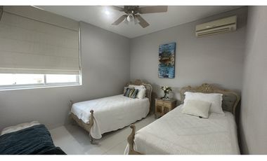 SE VENDE APTO EN ZONA DE BUENAVISTA