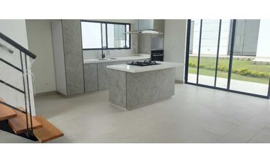 Casas Para Estrenar En Conjunto Urbano En La Mesa