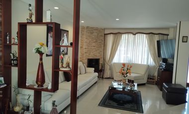 VENTA CASA CHIA - VILLA MERCEDES (MG)