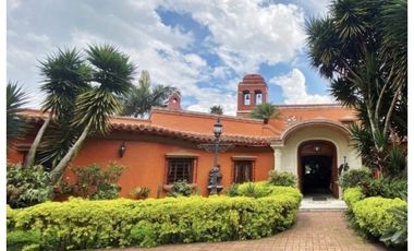 Finca en sector exclusivo del Poblado /Medellin