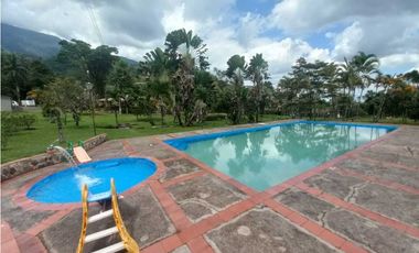 Alquiler campestre por noches Caney Alto Restrepo Meta