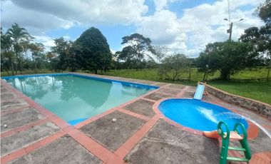 Alquiler campestre por noches Caney Alto Restrepo Meta