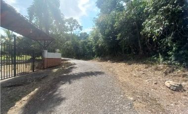 Alquiler campestre por noches Caney Alto Restrepo Meta