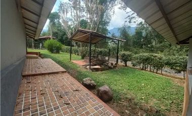 Alquiler campestre por noches Caney Alto Restrepo Meta