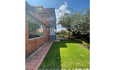 VENDO CASA EN CAJICA