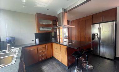 VENDO CASA EN CAJICA