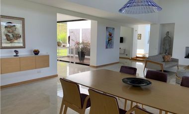Venta de Casa Campestre En Unidad Cerrada via San Antonio la Ceja