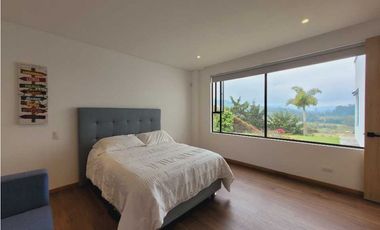 Venta de Casa Campestre En Unidad Cerrada via San Antonio la Ceja