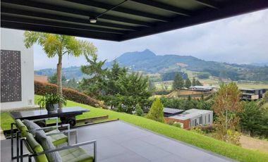 Venta de Casa Campestre En Unidad Cerrada via San Antonio la Ceja