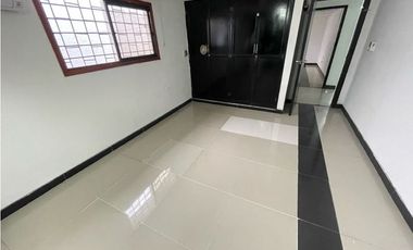 Vendo casa barrio Ciudad Jardín en Barranquilla