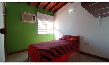 Venta de casa amplia de 2 pisos en Quinta Oriental – Cúcuta