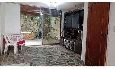 Venta de casa amplia de 2 pisos en Quinta Oriental – Cúcuta