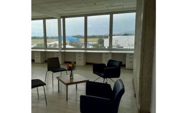 OFICINA EN ARRIENDO,AV EL DORADO, ZONA EMPRESARIAL