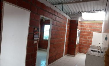 SE ALQUILA  APARTAMENTO EN CIUDAD DEL CAMPO