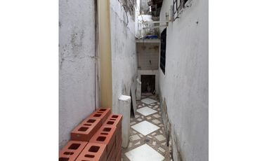 APTO Y CASA EN VENTA EN EL BARRIO LOS ANDES