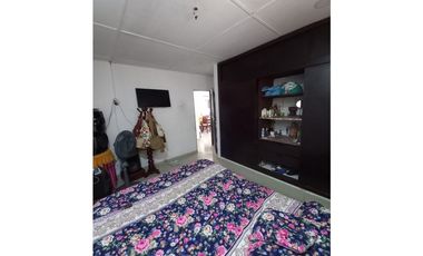 APTO Y CASA EN VENTA EN EL BARRIO LOS ANDES