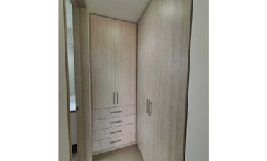 Se Vende Apartamento Con Vista Panorámica En Conjunto con Piscina