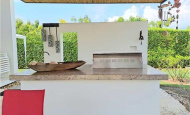 ANAPOIMA VENTA CASA 266 MTS 5 ALCOBAS, AMOBLADA, PERFECTO ESTADO