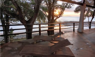 Ocean Front home in Veraguas