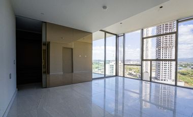 Vendo lujoso apartamento en Santa Maria