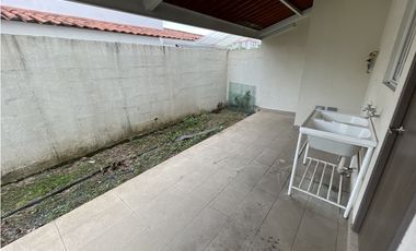 RESERVAS DE VERSALLES - CASA EN VENTA
