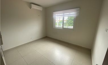 RESERVAS DE VERSALLES - CASA EN VENTA