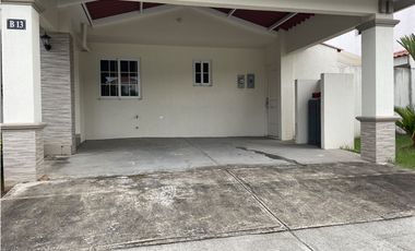 RESERVAS DE VERSALLES - CASA EN VENTA