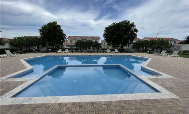 RESERVAS DE VERSALLES - CASA EN VENTA