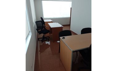 SE ALQUILA OFICINA EN EL CARMEN