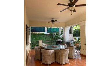 VENTA DE CASA EN CAMINO DE CRUCES - CLAYTON