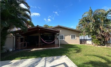 LAS CUMBRES / VILLA ZAITA / 525 M2 / TERRAZA / 4 HABITACIONES