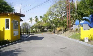 VENTA  DE LOTE EN LAS  UVAS VALLE LOS LIRIOS EN SAN CARLOS