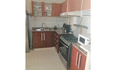 Casa estilo dúplex moderna y completamente amueblada