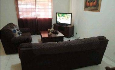 Casa estilo dúplex moderna y completamente amueblada
