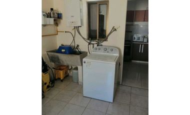 Casa estilo dúplex moderna y completamente amueblada