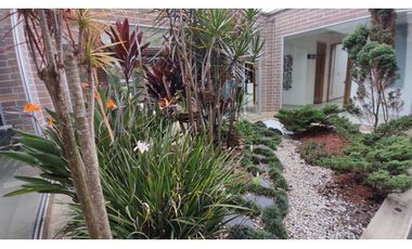 Moderna casa de 1 piso variante de Caldas en unidad cerrada