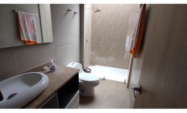 Moderna casa de 1 piso variante de Caldas en unidad cerrada