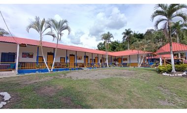 Se Vende Espectacular Casa Campestre en el Sector de Alcalá.