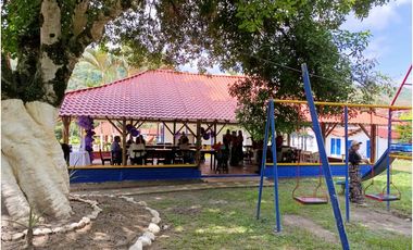 Se Vende Espectacular Casa Campestre en el Sector de Alcalá.