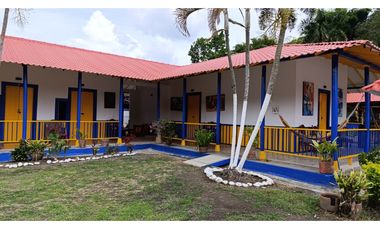 Se Vende Espectacular Casa Campestre en el Sector de Alcalá.