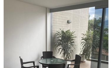 Oficina en venta en El Poblado sector Santa María de los ngeles