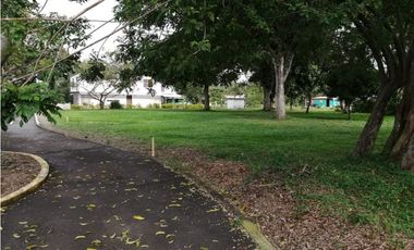 VENTA DE LOTE RESIDENCIAL EN CONJUNTO CERRADO. POTRERITO