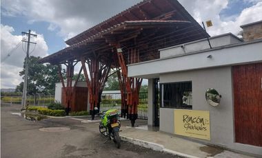 VENTA DE LOTE RESIDENCIAL EN CONJUNTO CERRADO. POTRERITO