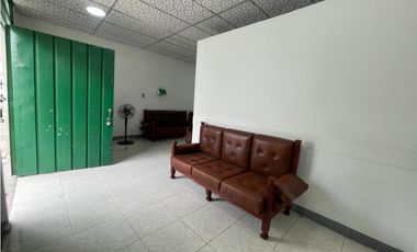 SE VENDE AMPLIO LOCAL EN LA TEBAIDA - QUINDO